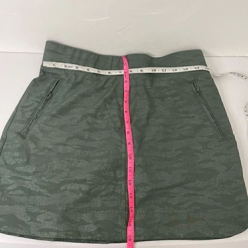 NEW! Orvis| Small | Embossed| Small | Skort - Picture 4 of 16